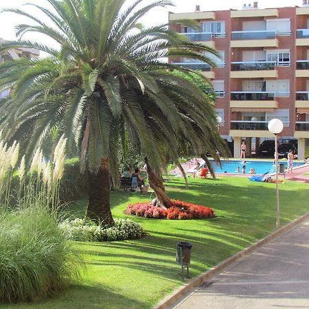 Apartamentos Alquihouse Vilafortuny Кембрилс Стая снимка